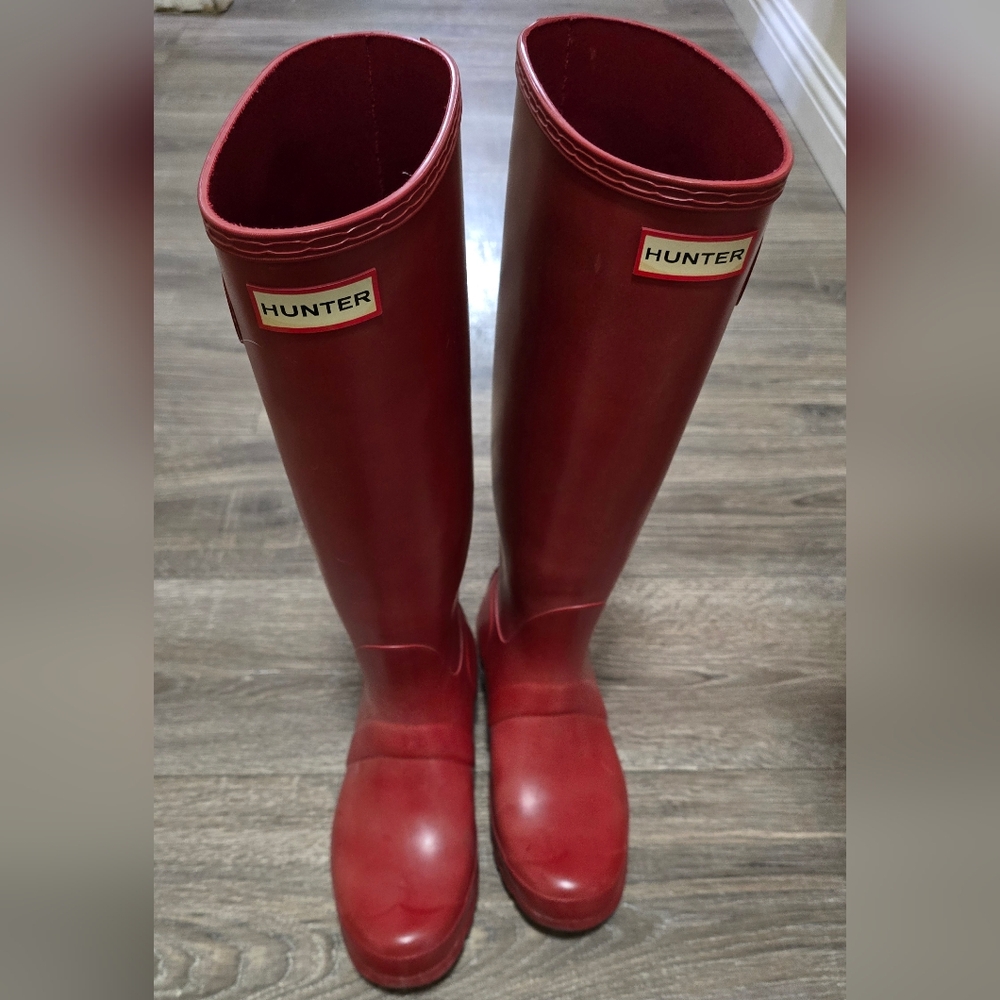 Hunter Women's Red Rain Boots